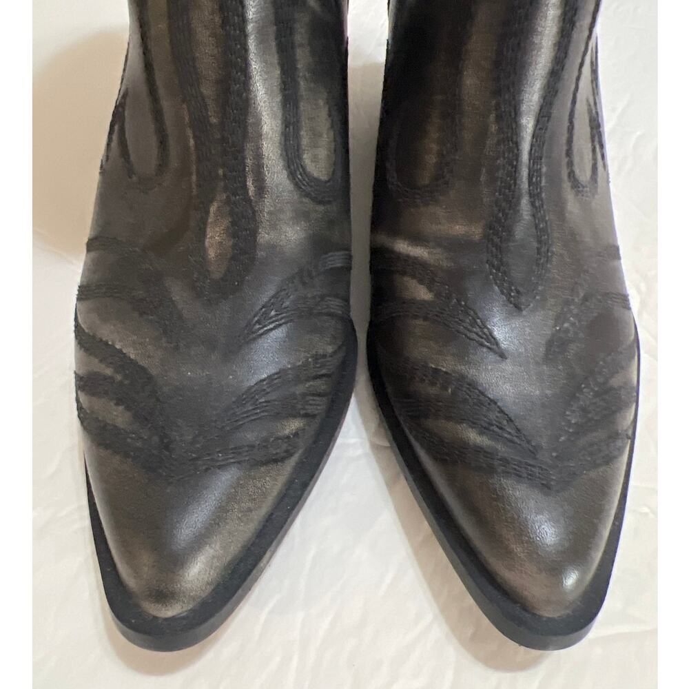 Forever 21 Stitch Design Pointy Distressed Cowboy Boots Size 7 New - Picture 3 of 8
